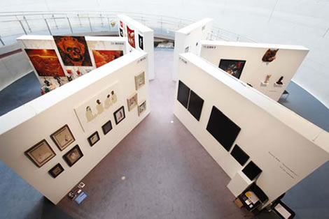 ULTRA002 EMERGING DIRECTOR'S ART FAIR